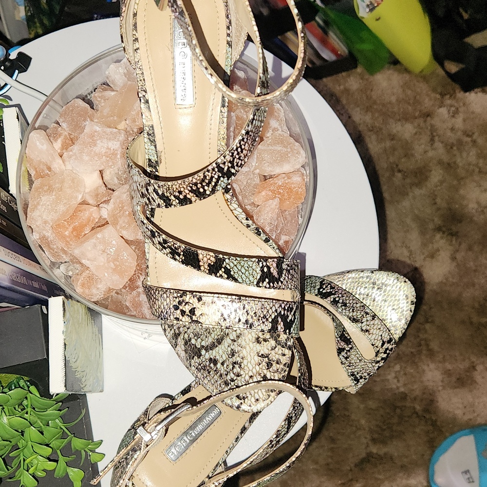 Bcbg Exotic Python Print Heels, Mint/Blk/Copper/C… - image 4